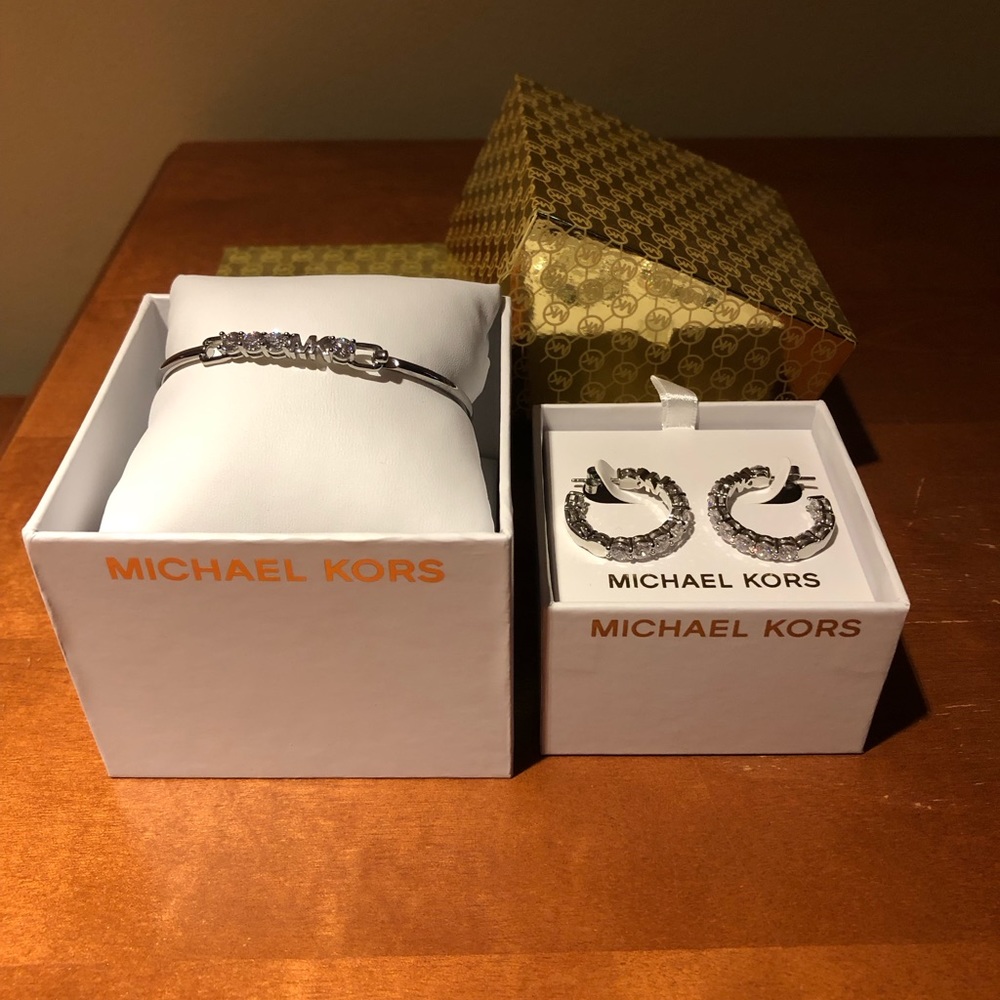 Michael Kors set